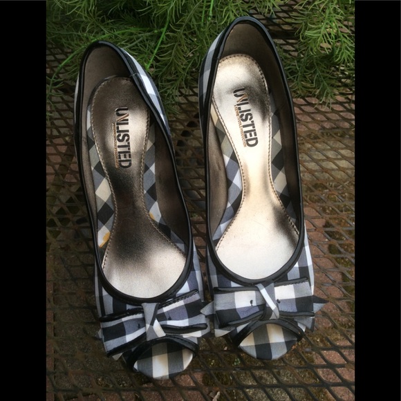 Unlisted Shoes - Unlisted Gingham check & bow peeptoe Size 6